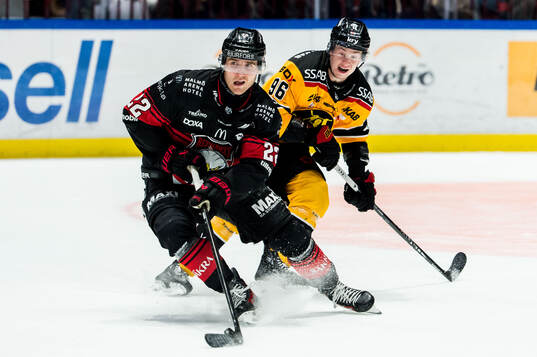 Malmö Redhawks Janne Kuokkanen och Luleås Pontus