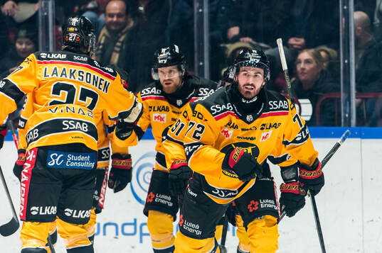 Luleås Ben Tardif jublar