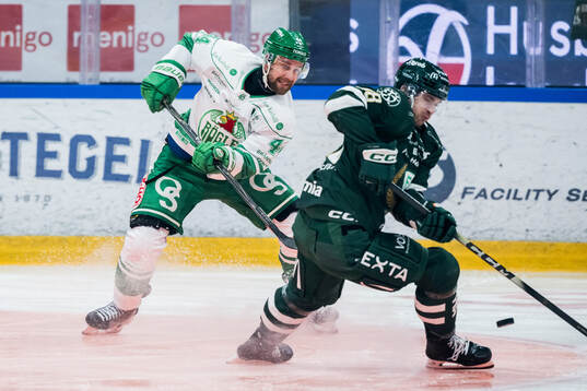 Rögles Calvin De Haan och Färjestads Marian Studenic