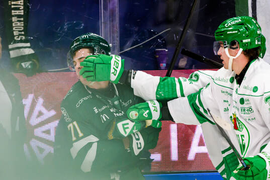 Färjestads Viktor Lodin och Rögles Fredrik Olofsson