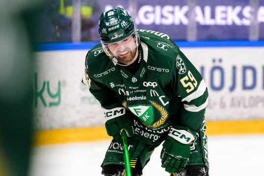 Färjestads Linus Johansson har ont