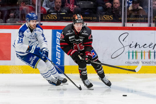Leksands Peter Cehlarik och Örebros Peetro Seppälä