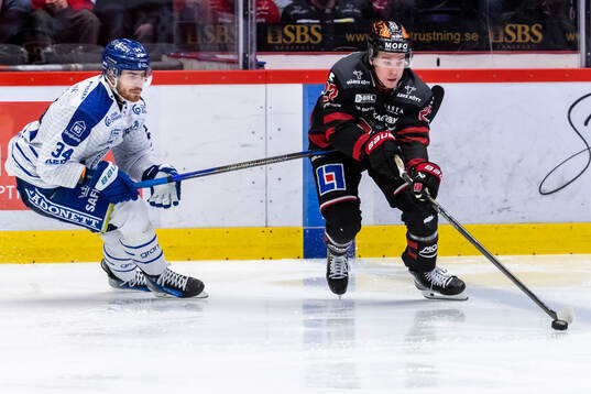 Leksands Peter Cehlarik och Örebros Peetro Seppälä