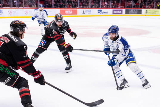 Örebros Christopher Mastomäki och Leksands Oskar Lang