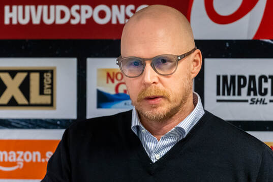 Örebros assisterande tränare Tobias Thermell på