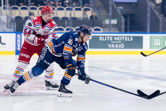 Timrås Jonathan Dahlén och Växjös Eemeli Suomi