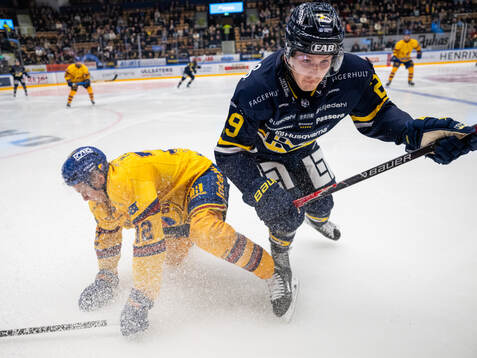 Djurgårdens Jesse Ylönen och HV71s Eddie Levin