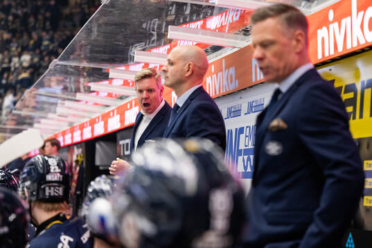 HV71s tränare Anton Blomqvist, assisterande tränare
