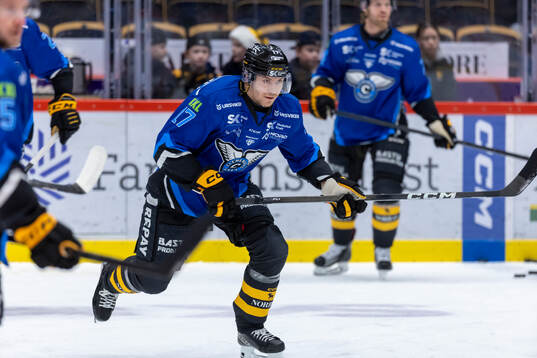 Skellefteås Pär Lindholm med Clemensnäs tröja