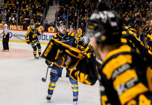 Skellefteås Arvid Lundberg jublar