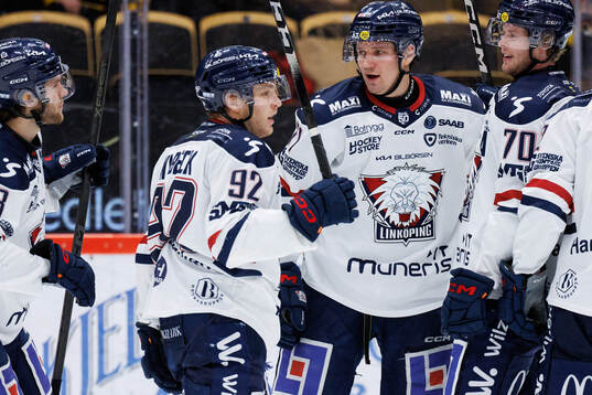 Linköpings Zion Nybeck och Jonathan Myrenberg jublar