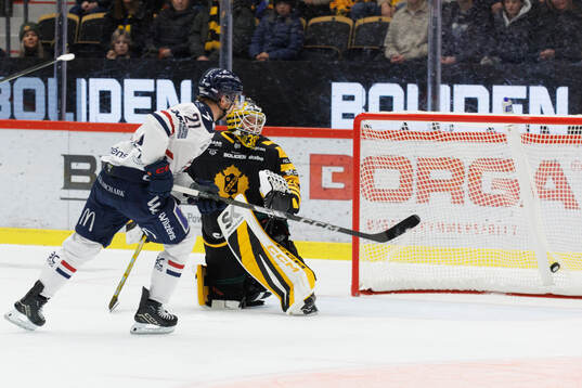 Linköpings Christoffer Ehn gör 0-2 bakom Skellefteås