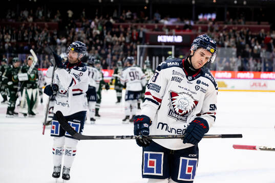 Linköpings Nicholas Shore deppar