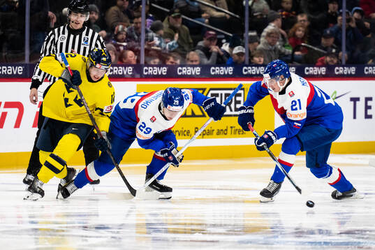Milton Gästrin of Sweden against Tomas Chrenko and Adam