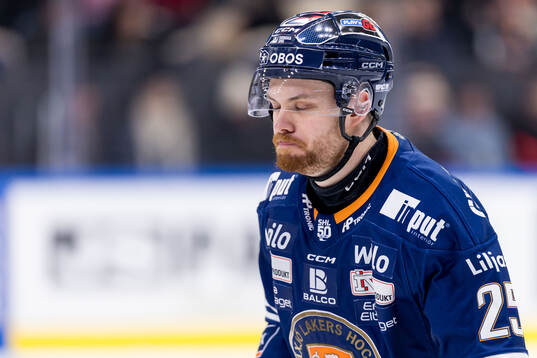 Växjös Lucas Elvenes deppar