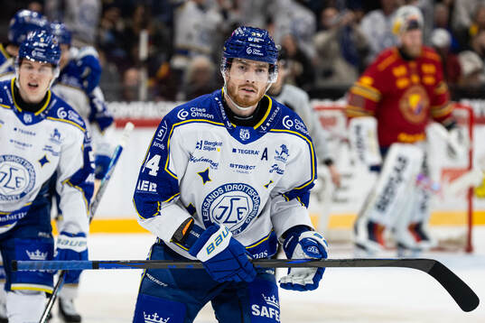 Leksands Peter Cehlarik jublar