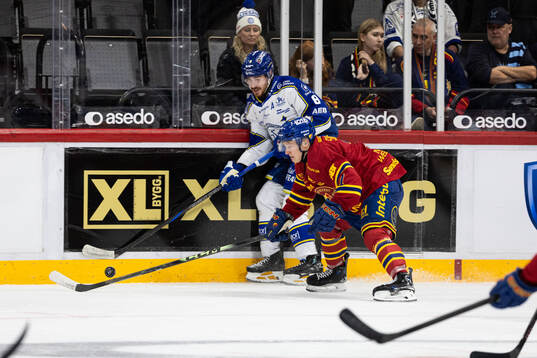 Leksands Matt Caito och Djurgårdens Joseph Snively