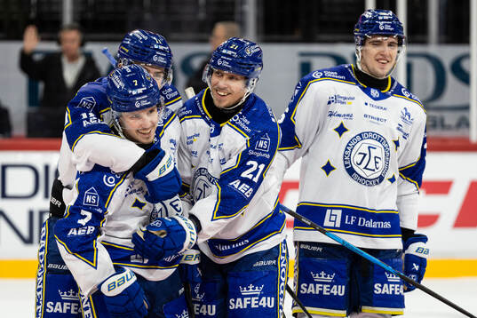 Leksands Marcus Karlberg jublar med lagkamrater