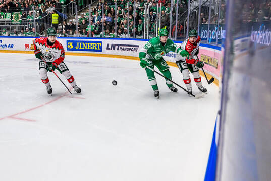 Rögles Felix Nilsson och Frölundas Dominik Egli