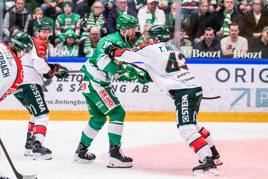 Rögles Lukas Ekeståhl-Jonsson och Frölundas Tom Nilsson