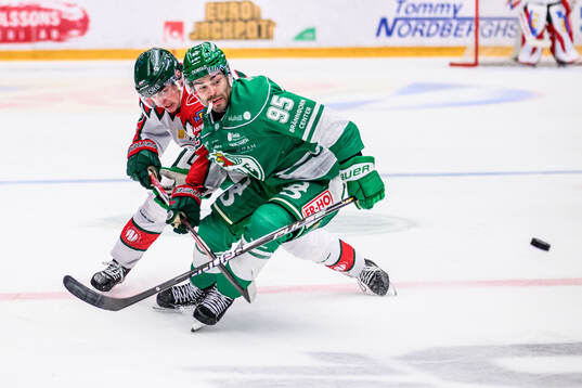 Frölundas Filip Cederqvist och Rögles Mark Friedman
