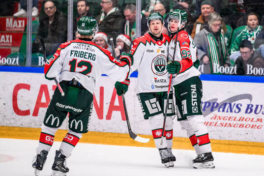 Frölundas Nicklas Lasu och Filip Cederqvist jublar