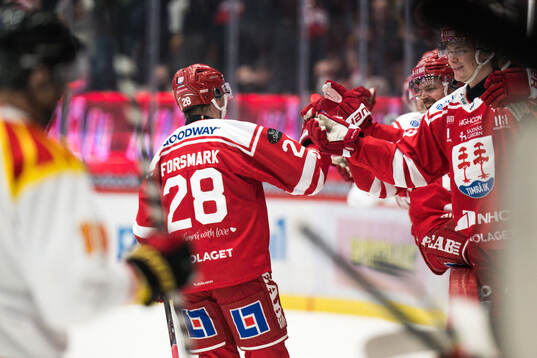 Timrås Simon Forsmark jublar