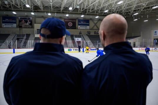 Assistant coaches Gereon Dahlgren and Nicklas Grossmann of
