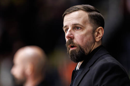 Kalmars tränare Viktor Tuurala