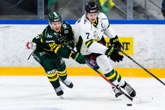 Björklövens Jakob Ihs-Wozniak och Östersunds Joel