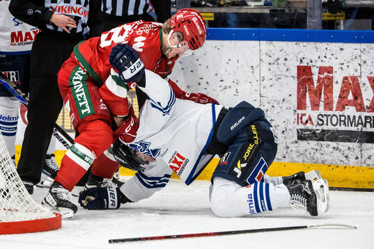 Moras Anton Olsson och Karlskogas Jonatan Harju