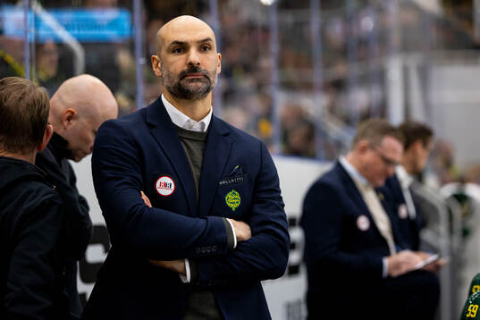 Björklövens assisterande trägnare Daniel Rahimi