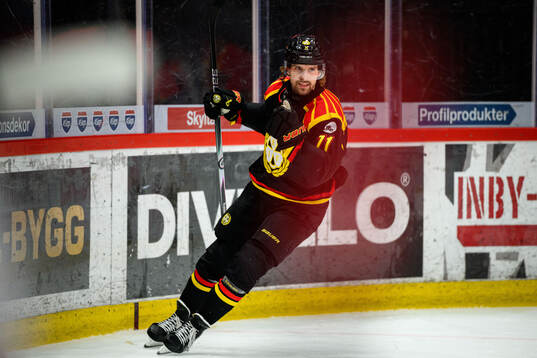 Brynäs Axel Jonsson-Fjällby jublar