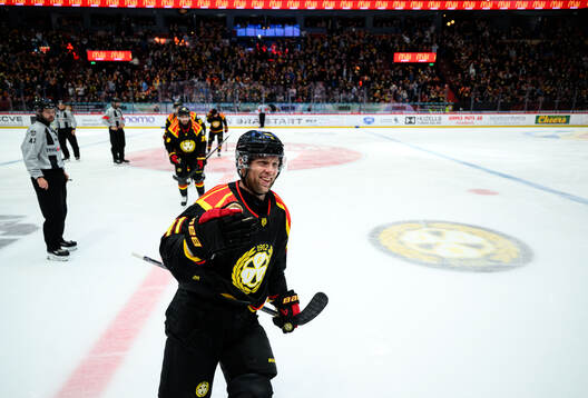 Brynäs Greg Scott jublar