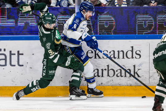 Färjestads Lucas Forsell och Leksands Matt Caito