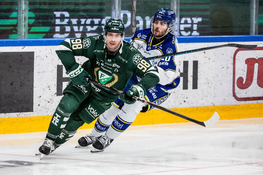 Färjestads Marian Studenic och Leksands Nolan Stevens