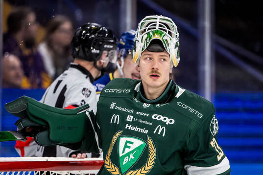 Färjestads målvakt Emil Larmi
