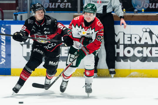 Malmö Redhawks Joona Ikonen och Frölundas Noah Hasa