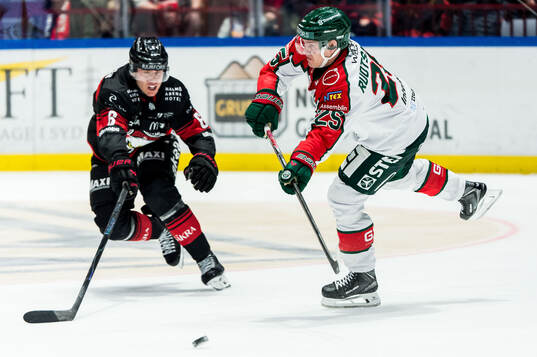 Malmö Redhawks Eemil Viro och Frölundas Arttu Ruotsalainen