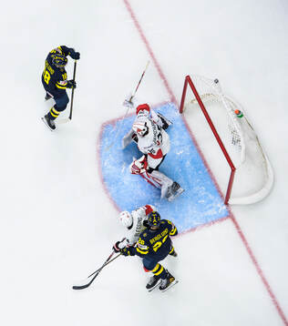 Victor Eklund and Jack Berglund of Sweden in front of