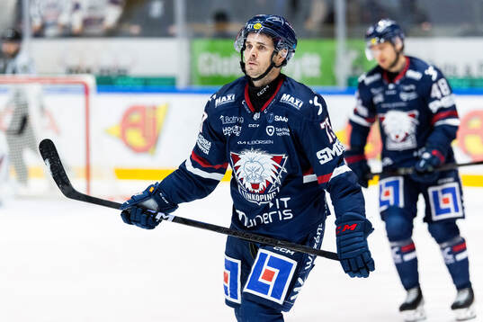 Linköpings Nicholas Shore deppar