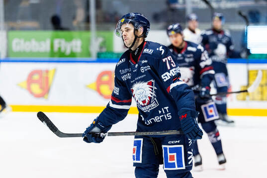 Linköpings Nicholas Shore deppar
