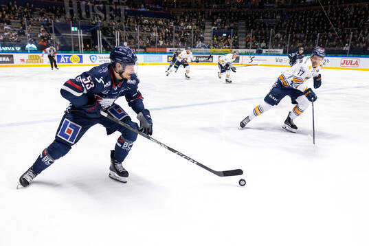 Linköpings Adam Hofbauer och Växjös Erik Andersson