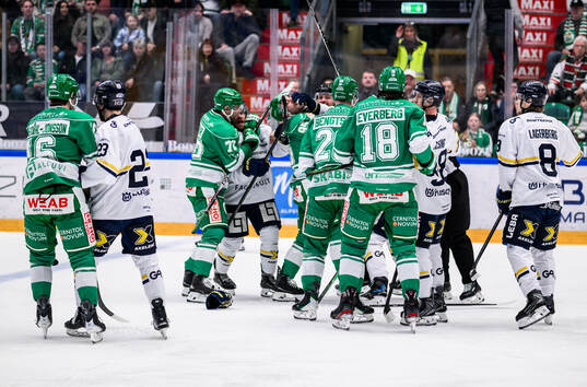 Bråk mellan Rögle och HV71 spelarna