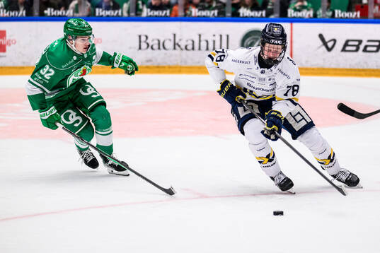 Rögles Isac Solberg och HV71s Malte Gustafsson