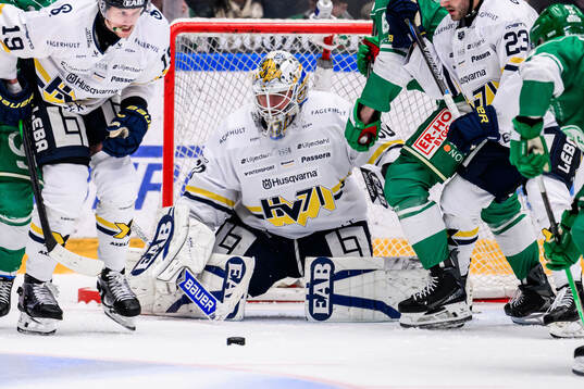 HV71s målvakt Felix Sandström
