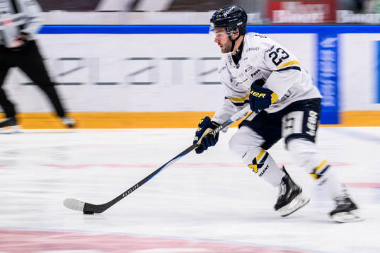 HV71s Marcus Limpar Lantz