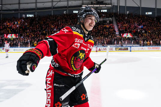 Luleås Isac Hedqvist jublar
