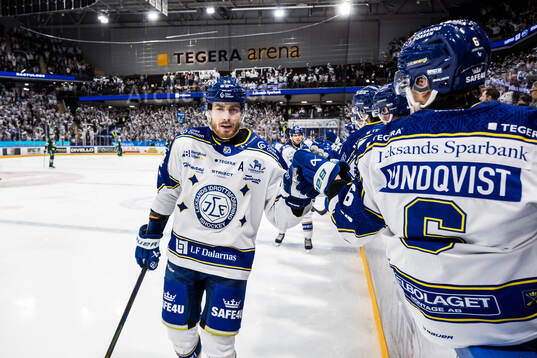 Leksands Peter Cehlarik jublar