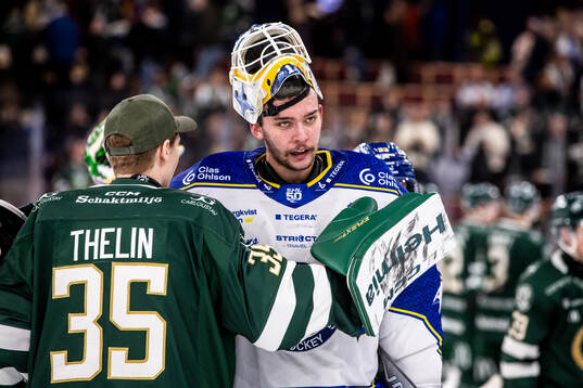 Leksands målvakt Marcus Gidlöf deppar